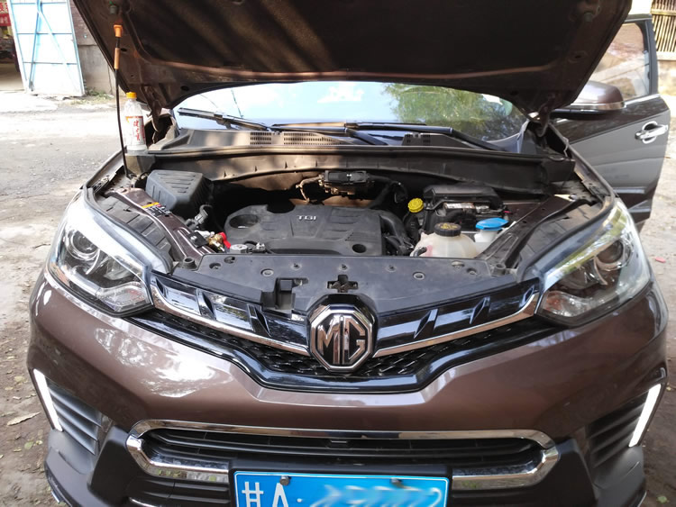 名爵1.5T缸內(nèi)直噴車