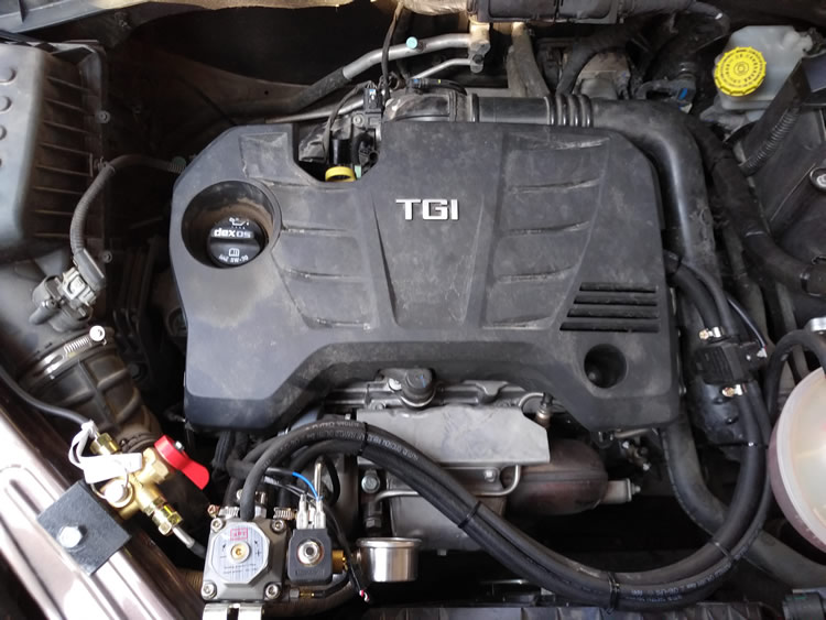 名爵1.5T缸內(nèi)直噴車